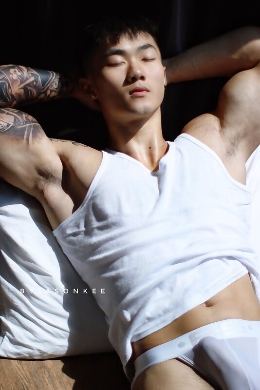 Next Image >>