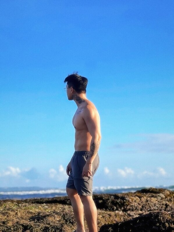 Next Image >>