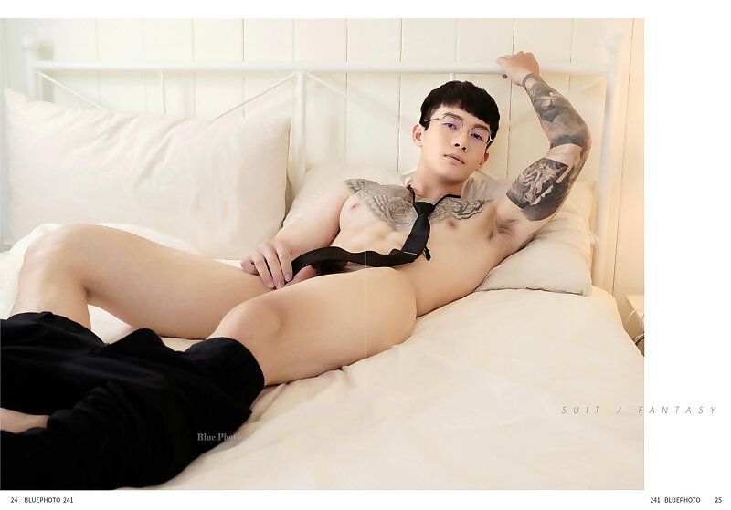 Next Image >>