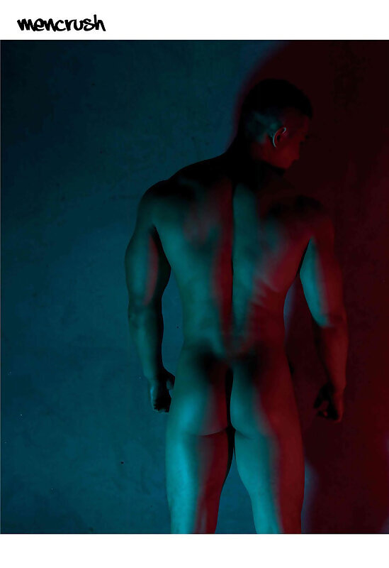 Next Image >>