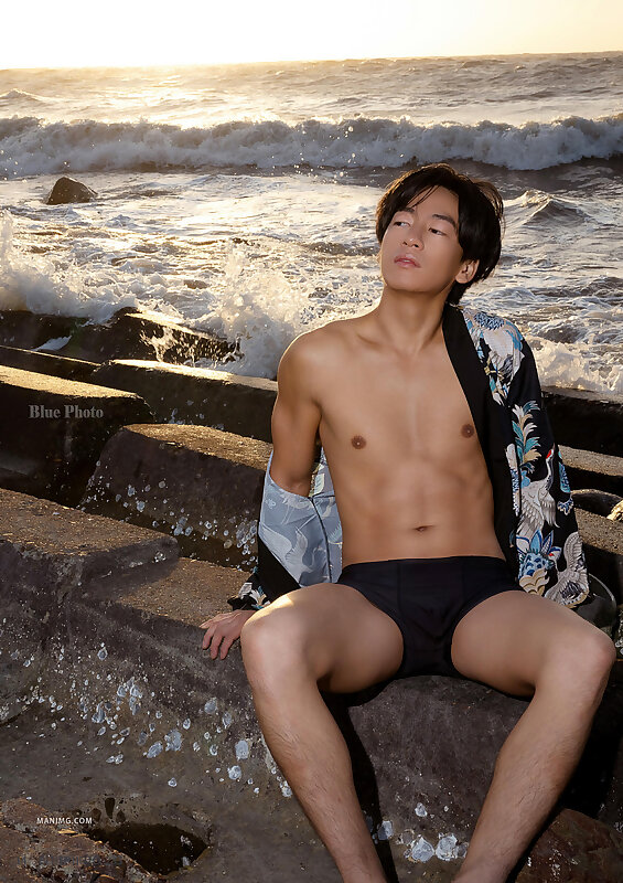 Next Image >>