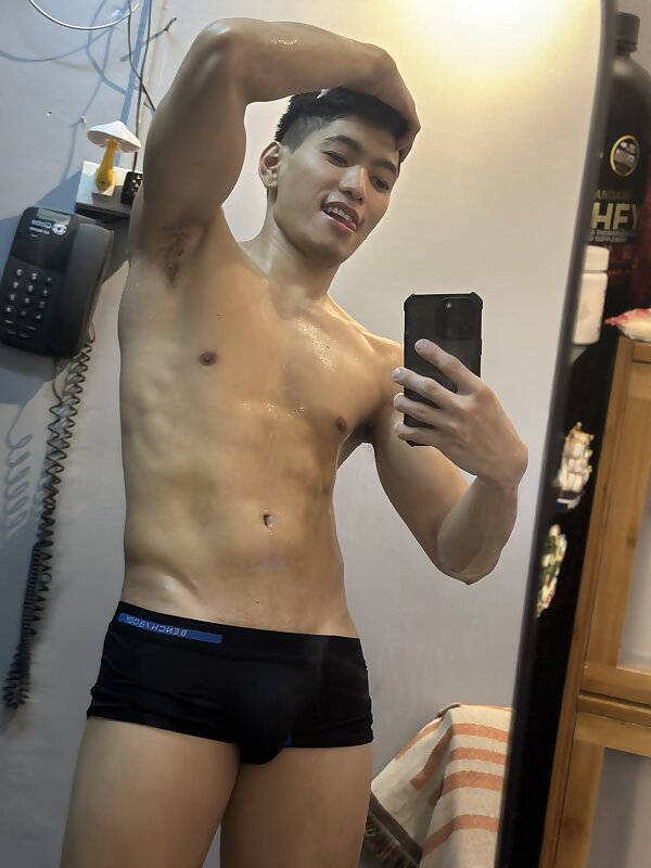 Next Image >>