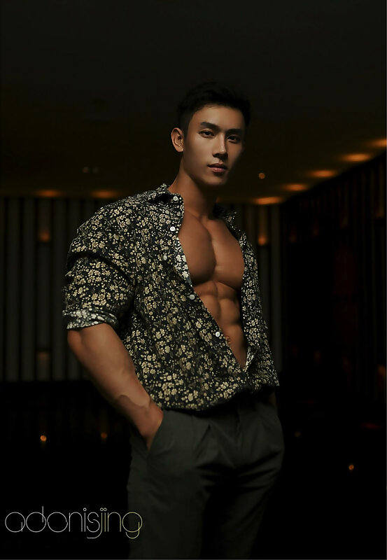 Next Image >>