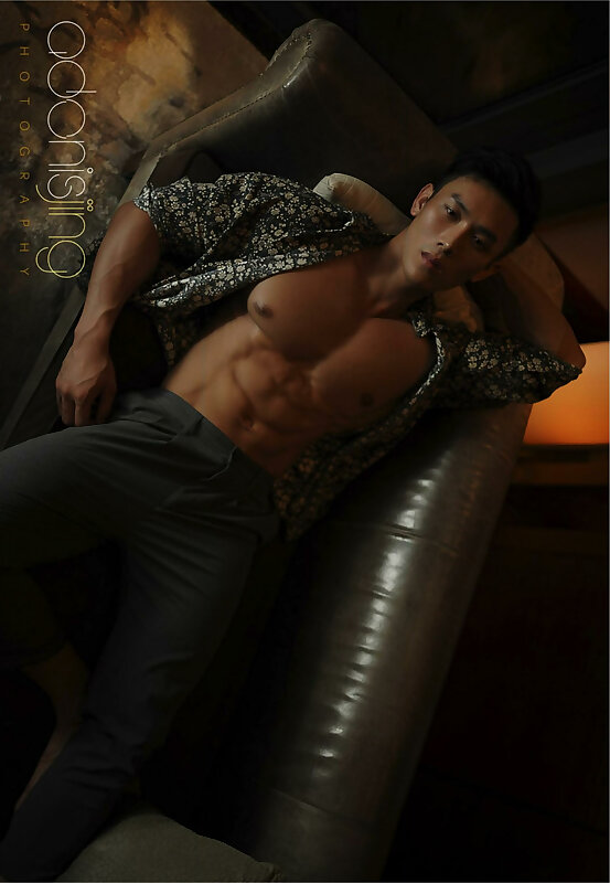 Next Image >>