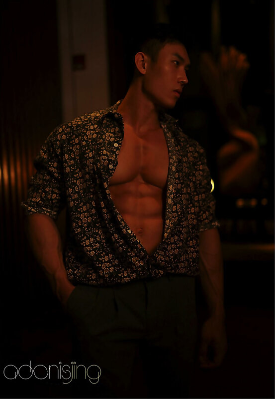 Next Image >>