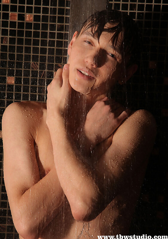 Next Image >>
