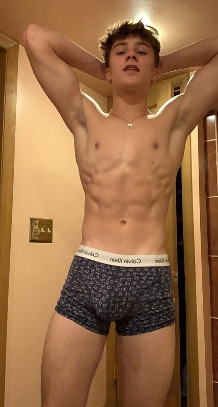 Next Image >>