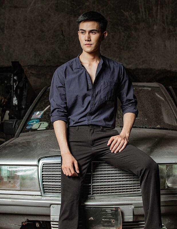 Next Image >>