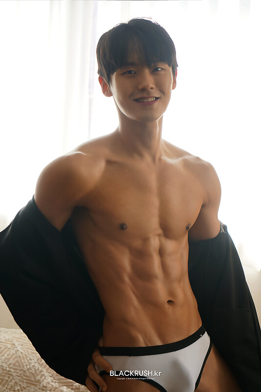 Next Image >>