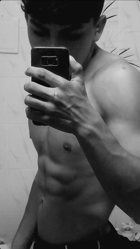 Next Image >>