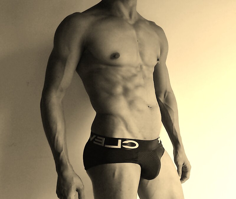 Next Image >>