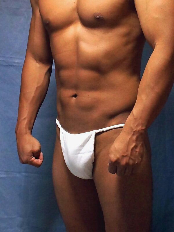 Next Image >>
