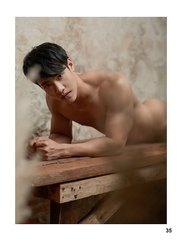 Next Image >>