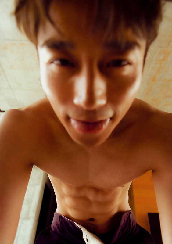 Next Image >>