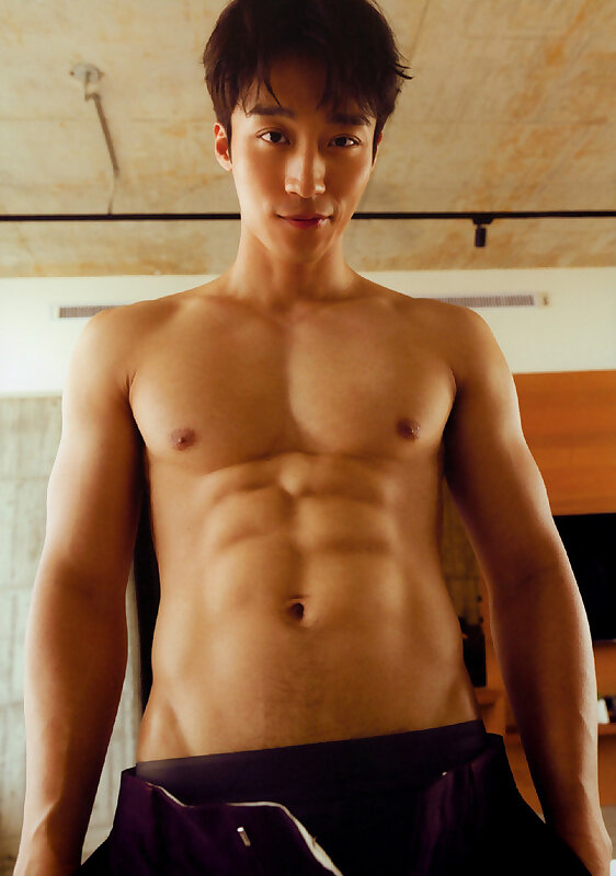 Next Image >>