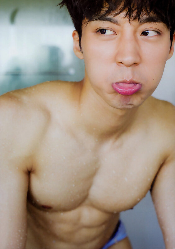 Next Image >>