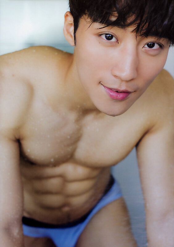 Next Image >>