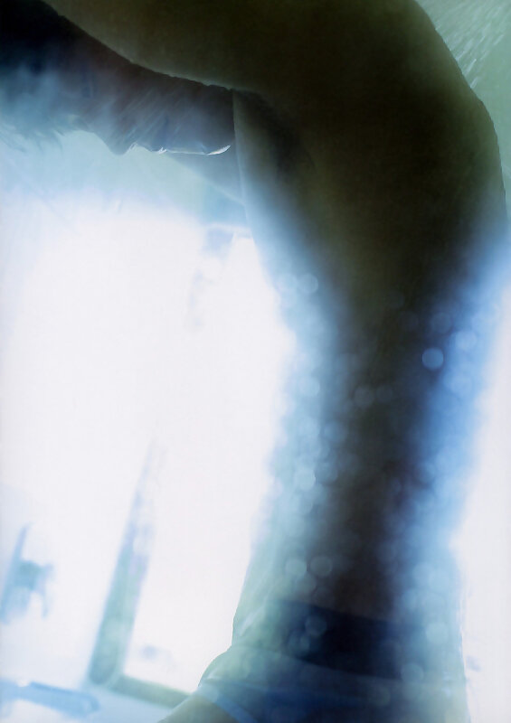 Next Image >>