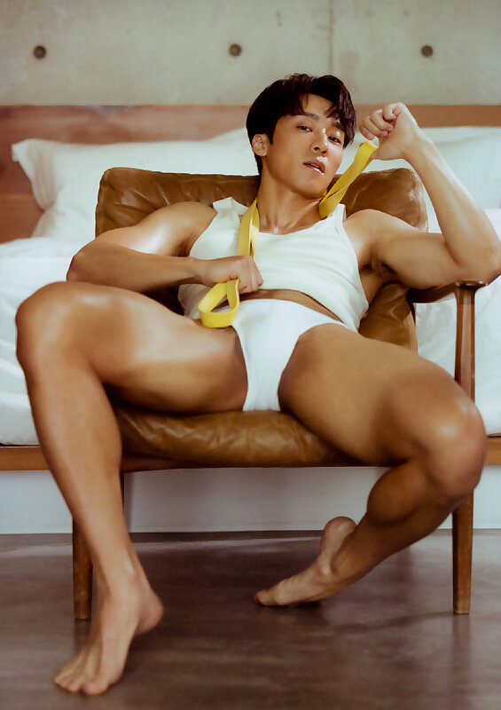 Next Image >>