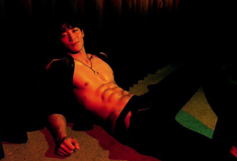 Next Image >>