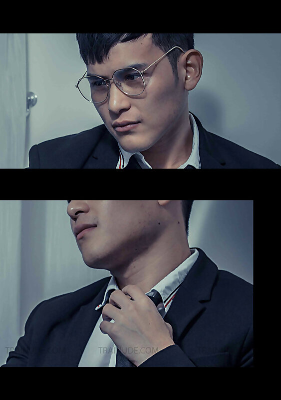 Next Image >>