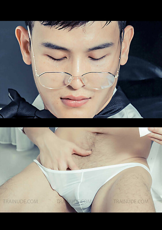 Next Image >>