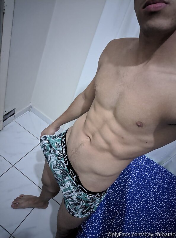 Next Image >>