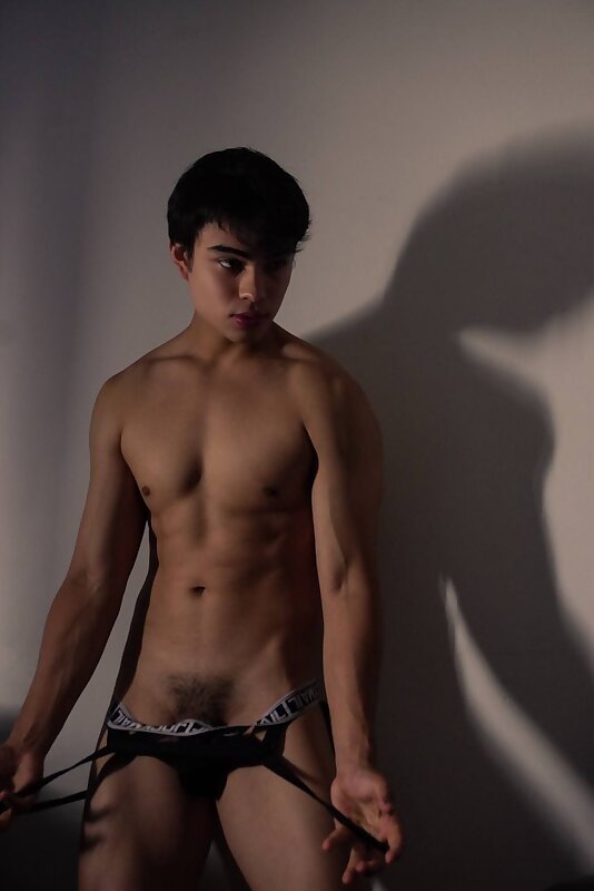 Next Image >>