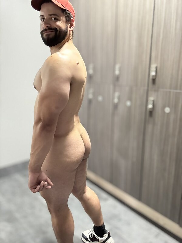 Next Image >>
