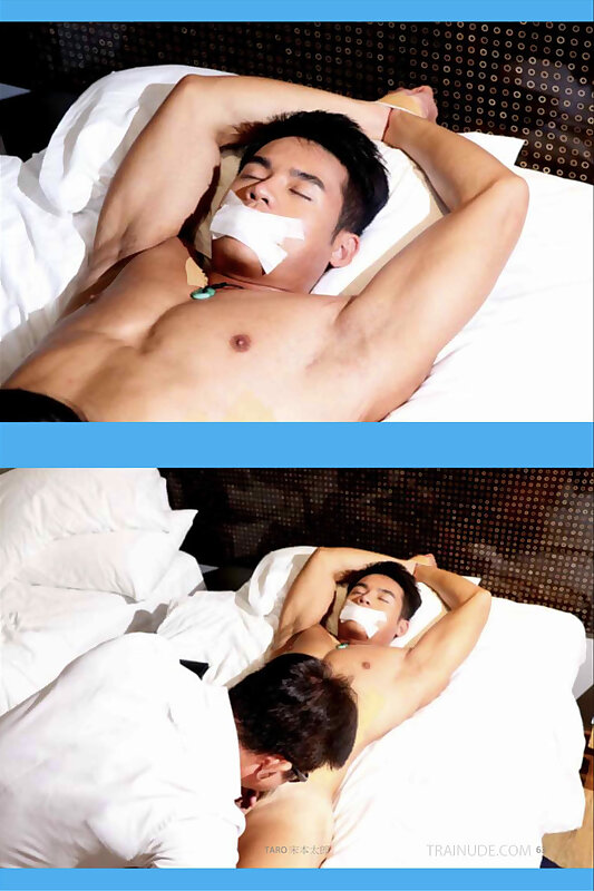 Next Image >>
