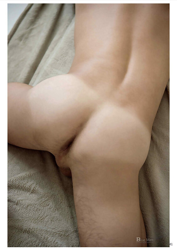 Next Image >>