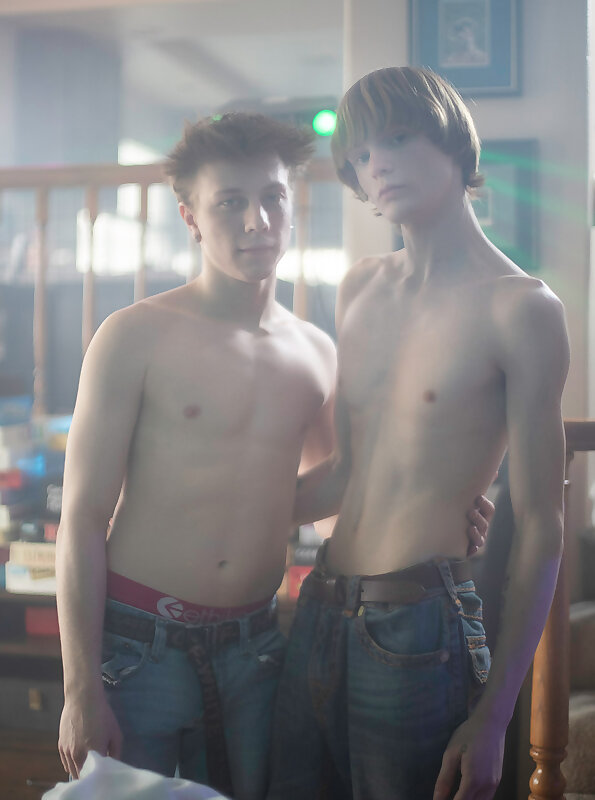 Next Image >>