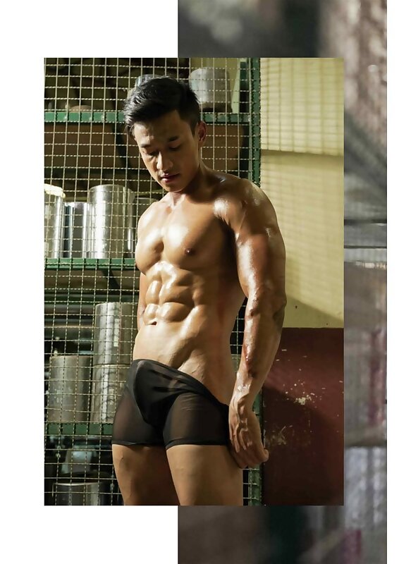 Next Image >>
