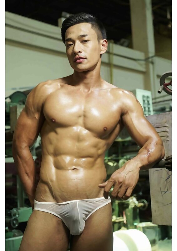 Next Image >>
