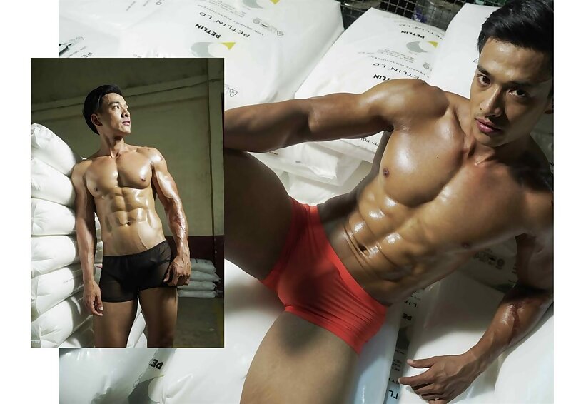 Next Image >>