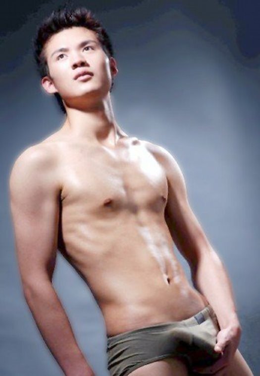 Next Image >>