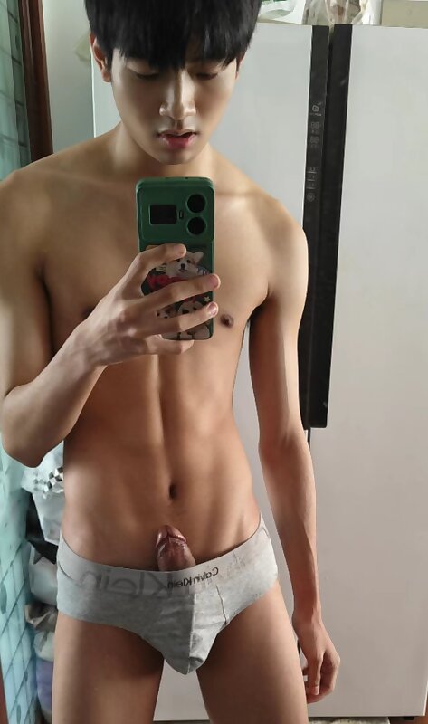 Next Image >>