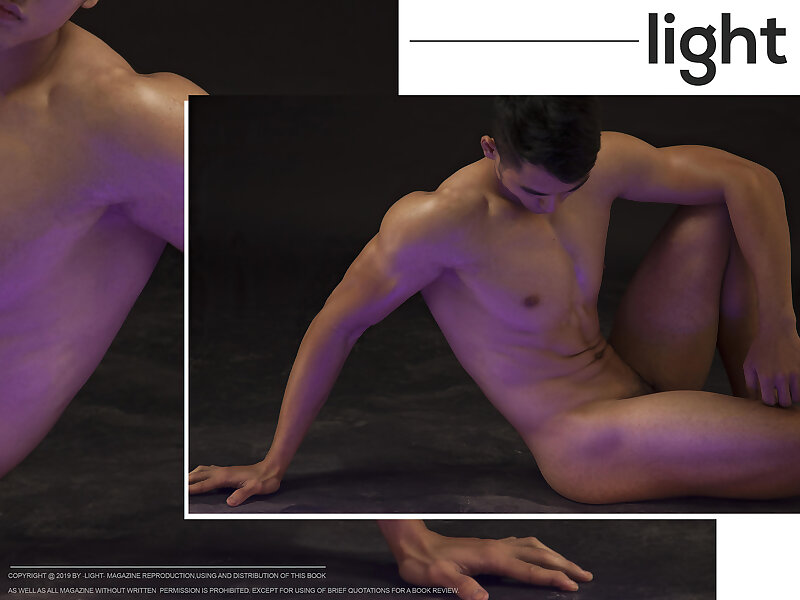 Next Image >>