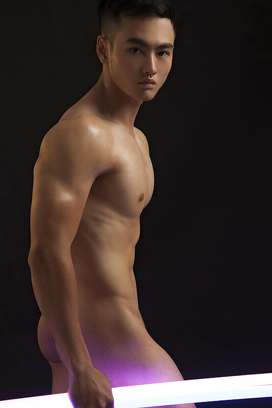 Next Image >>