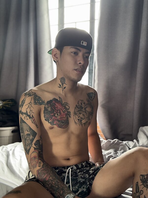 Next Image >>