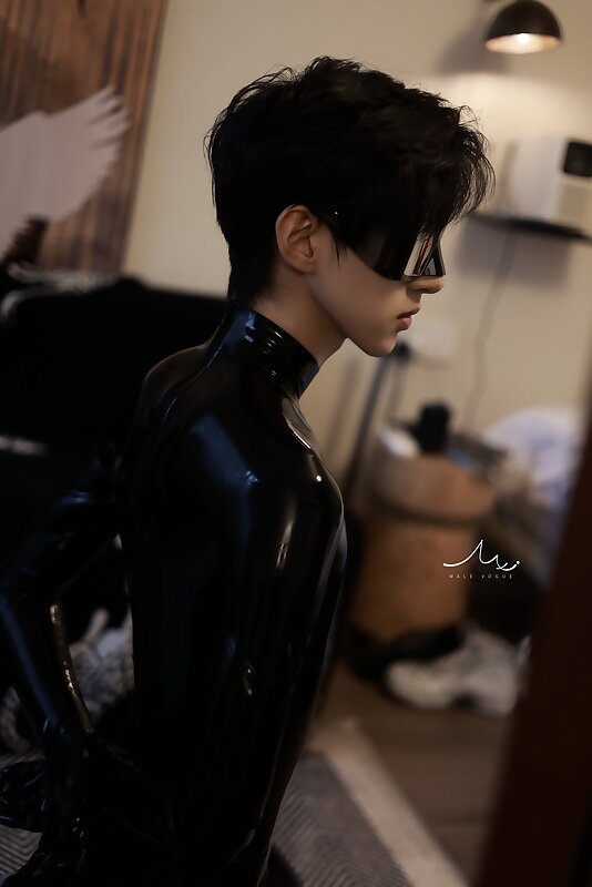 Next Image >>