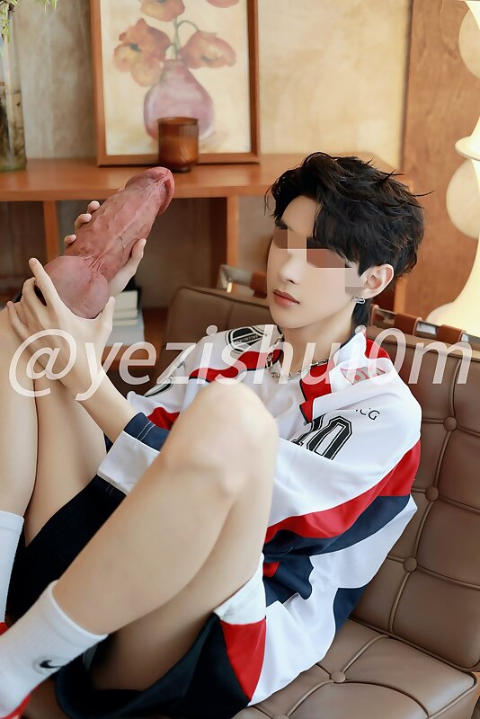 Next Image >>
