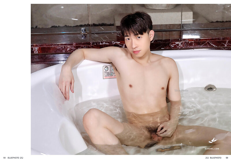 Next Image >>