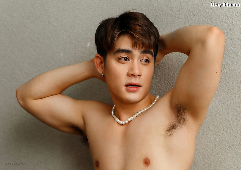 Next Image >>
