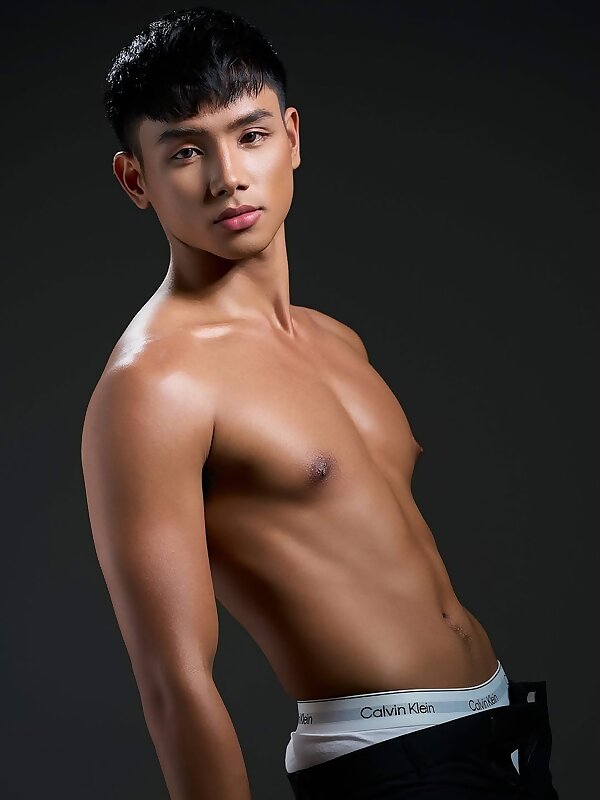 Next Image >>