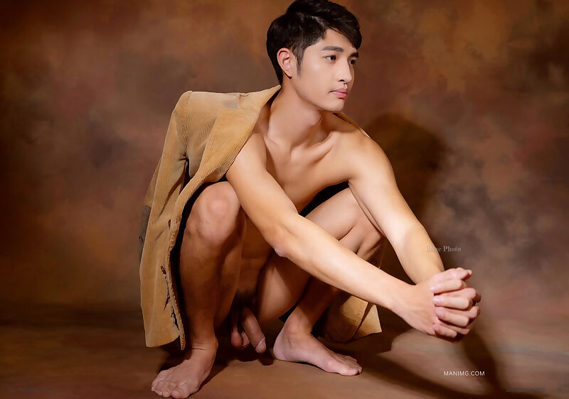 Next Image >>