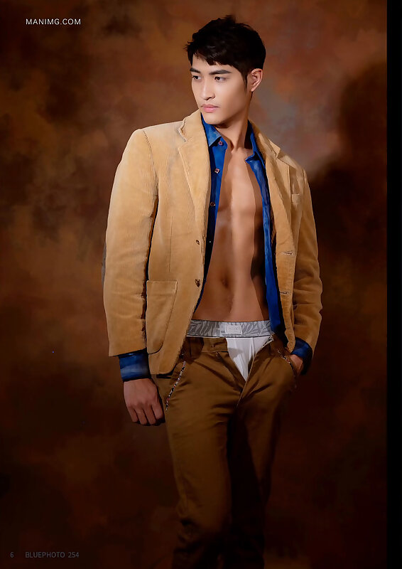 Next Image >>
