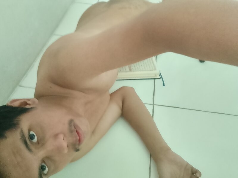 Next Image >>