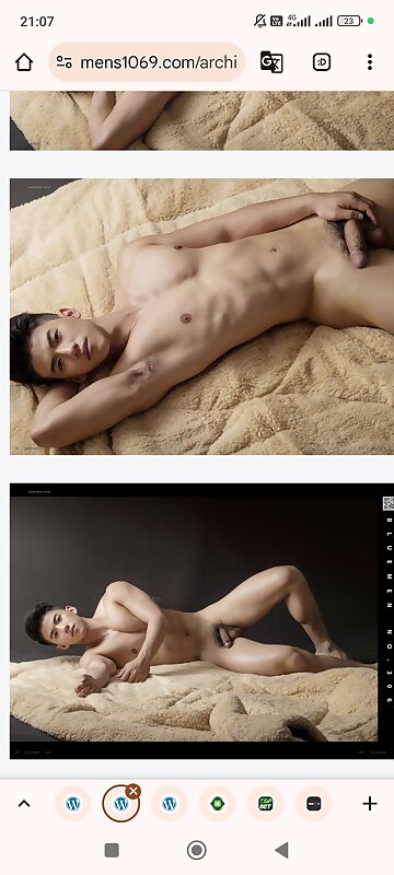 Next Image >>
