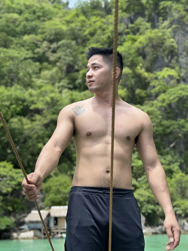 Next Image >>